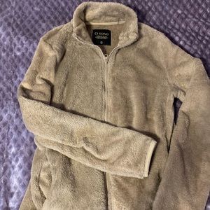 Sherpa zip up